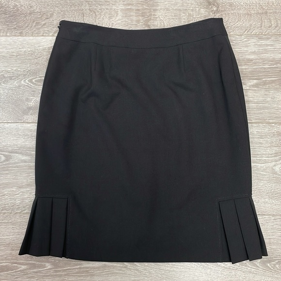 Tahari Arthur Levine Julie Pencil Skirt Side Hem Pleats 6P - Picture 13 of 13